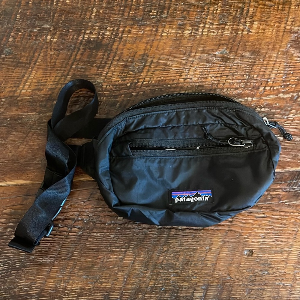 Patagonia ultralight black hole hip pack